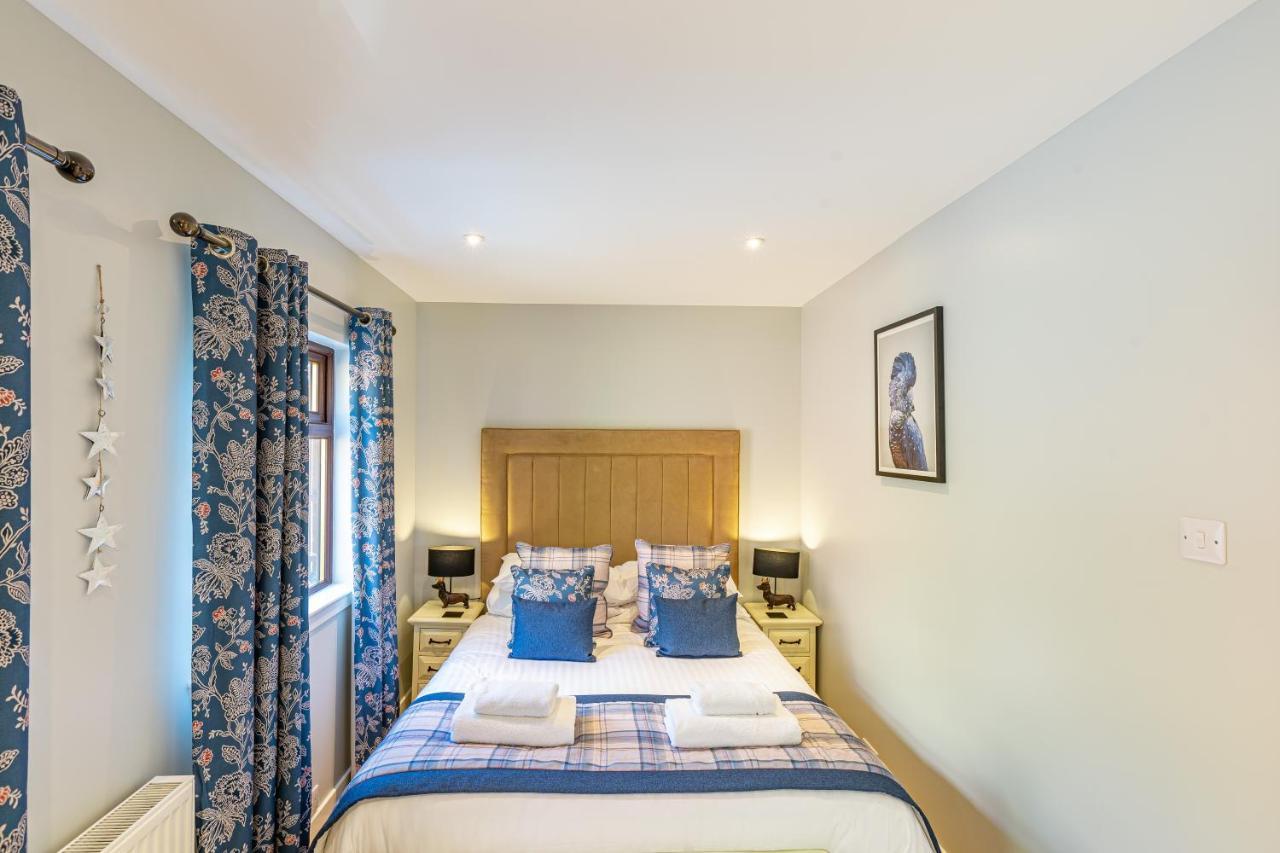 Bluebell Lodge 7 With Hot Tub Newton Stewart Eksteriør billede